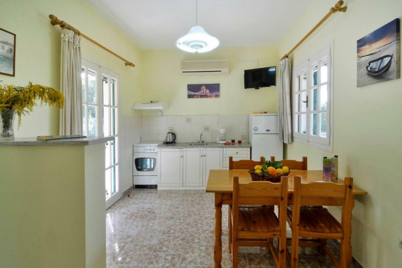 Yiannis Apartments Agios Georgios Pagoi Corfu Agios Georgios Pagon Eksteriør billede